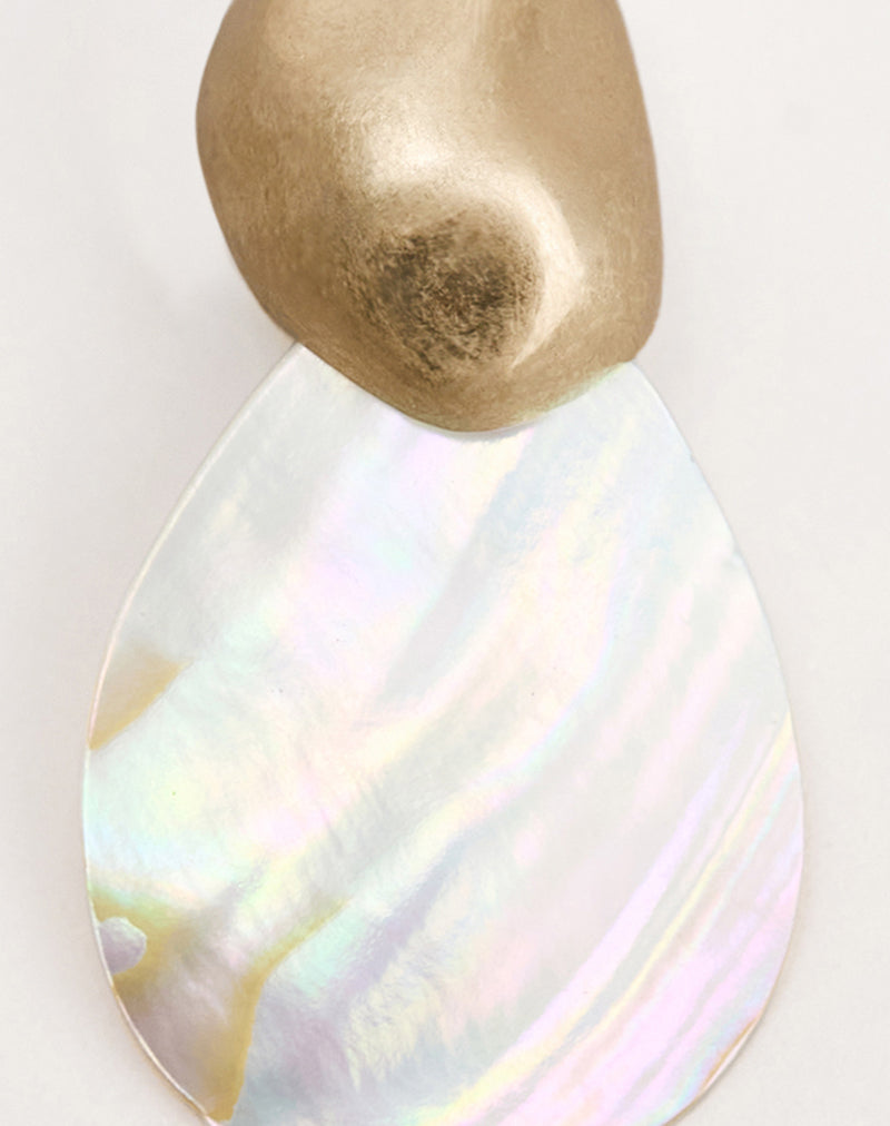 Image of Shell Disc Drop Earrings