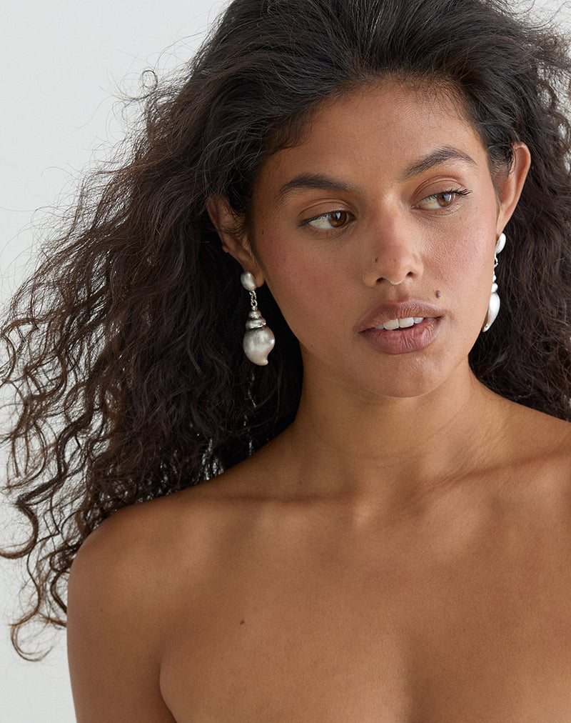 Image of Shell Drop Earrings
